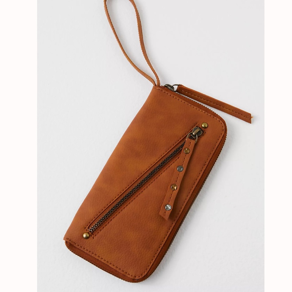 NWT Free People Distressed Vegan Leather Wristlet
